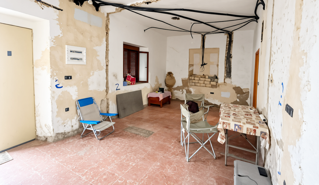 Salón rústico en renovación