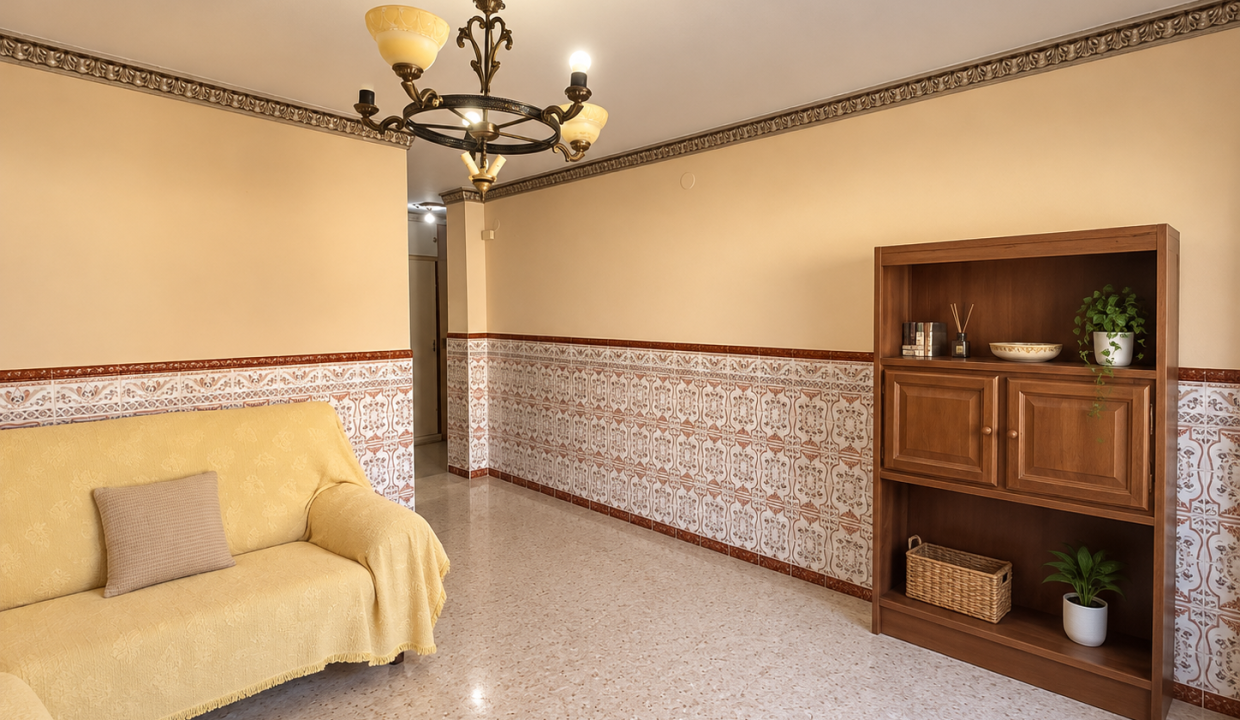Salón tradicional cálido y ordenado